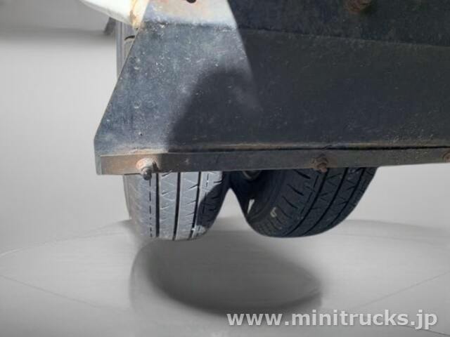 At an extreme discount buy a flat low Isuzu Elf on sale.